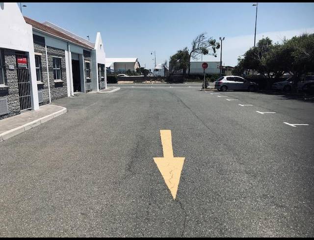 BUSINESS PROPERTY TO RENT IN MILNERTON CENTRAL